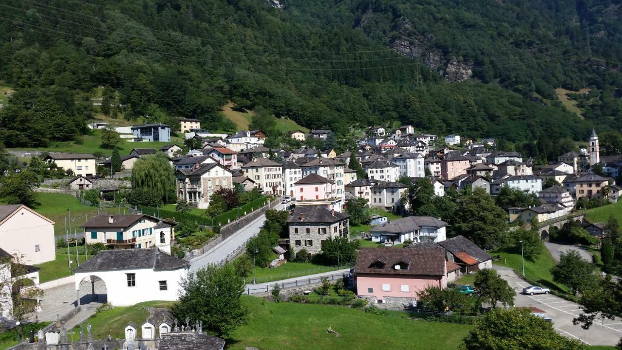 Hotel Soazza Екстер'єр фото